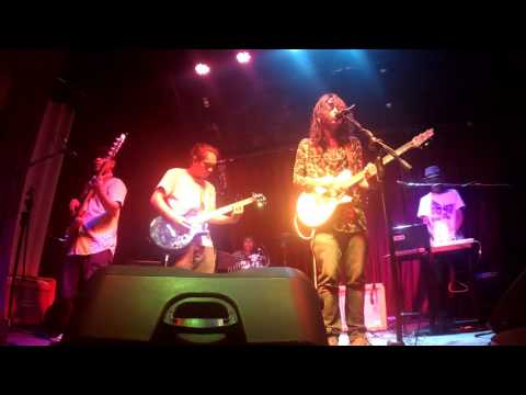 Slowdough - Monkey Spider Live @ 12 Monkeys