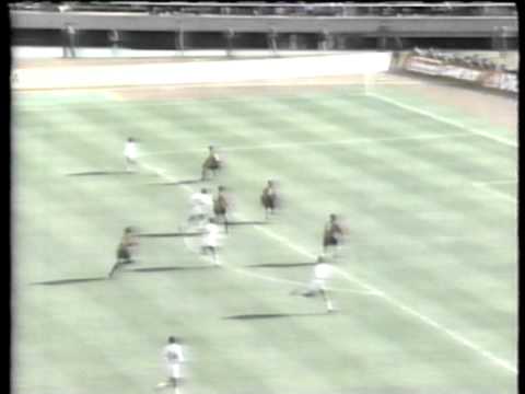 1993 (December 12) Sao Paulo (Brazil) 3-AC Milan (Italy) 2 (Intercontinenetal Cup).mpg