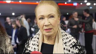 Udvaros Dorottya kedvenc mondata:“És ez így, egyes!”