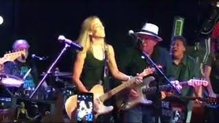 Download lagu Sheryl Crow with her Dad & The Usual Suspects @ B.B King's - 'Can' Cry Anymore' (26 Aug 2017) mp3