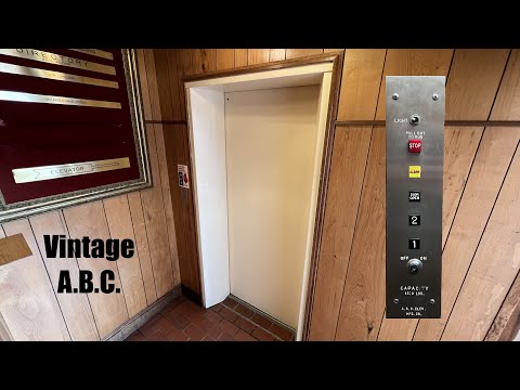 Awesome ABC Hydraulic Elevator @ Central Office Building - Highland Park, IL