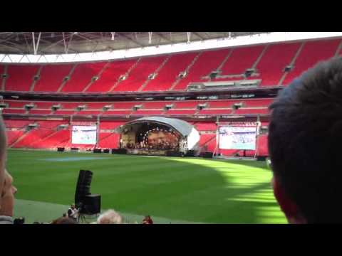 LZ7 & Matt Redman - 27 Million - LIVE @ Wembley Stadium, National Day of Prayer 29/09/12