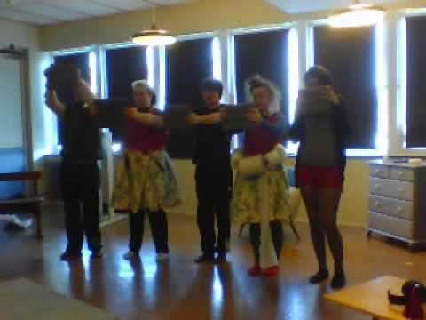 Først blir man jo født - Scene 8 - Øving.WMV