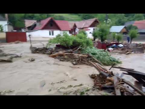 Inundații Pianu de Sus  - Str. Macului - partea 1