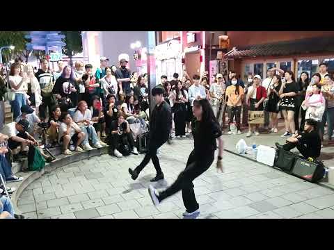 [STREET ARTIST] YU KAGAWA, HYOJIN & YOUNGWON. INTERACTIVE HONGDAE BUSKING. 230712.
