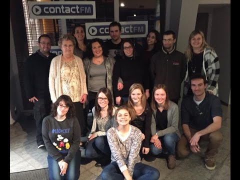 Louane chante Avenir en live dans le Réveil du Grand Nord