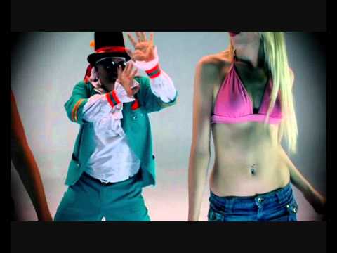 marulaboom – Doen Die Sexy Hoender (AMPTELIKE MUSIEK VIDEO)