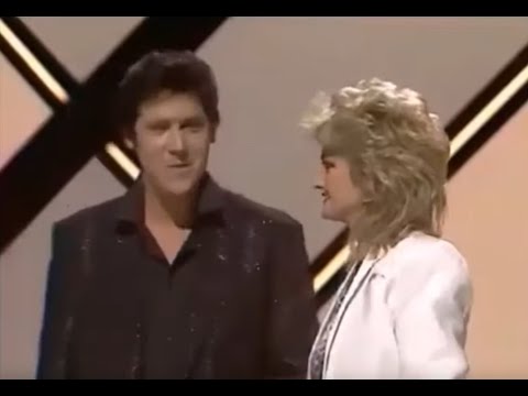 SHAKIN STEVENS - BONNIE TYLER - A ROCKIN GOOD WAY - JIMMY TARBUCK - LWT - 25.12.83