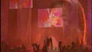 Выступление Шакиры на премии MTV-2006