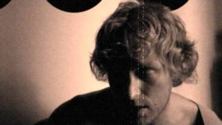 Jere Josefina Tähti - Liikaa (Live) (Apulanta Cover)