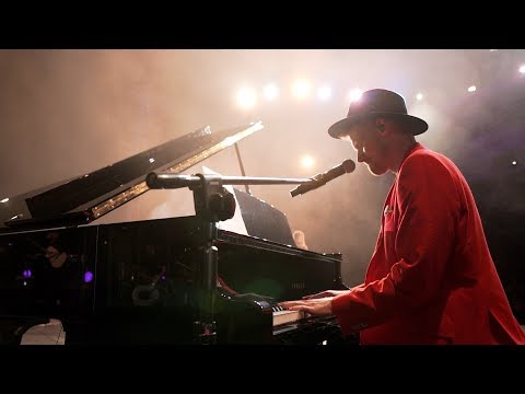 Pawbeats ft. Natalia Grosiak - Trzymaj mocno (Pawbeats Orchestra LIVE)