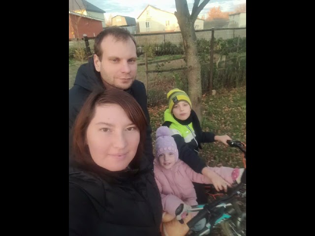 Чудинова Анастасия, 6 лет, поздравляет папу с Днем отца. Столбищенский детский сад "Акварелька".  Воспитатель Малафеева Наталья Петровна