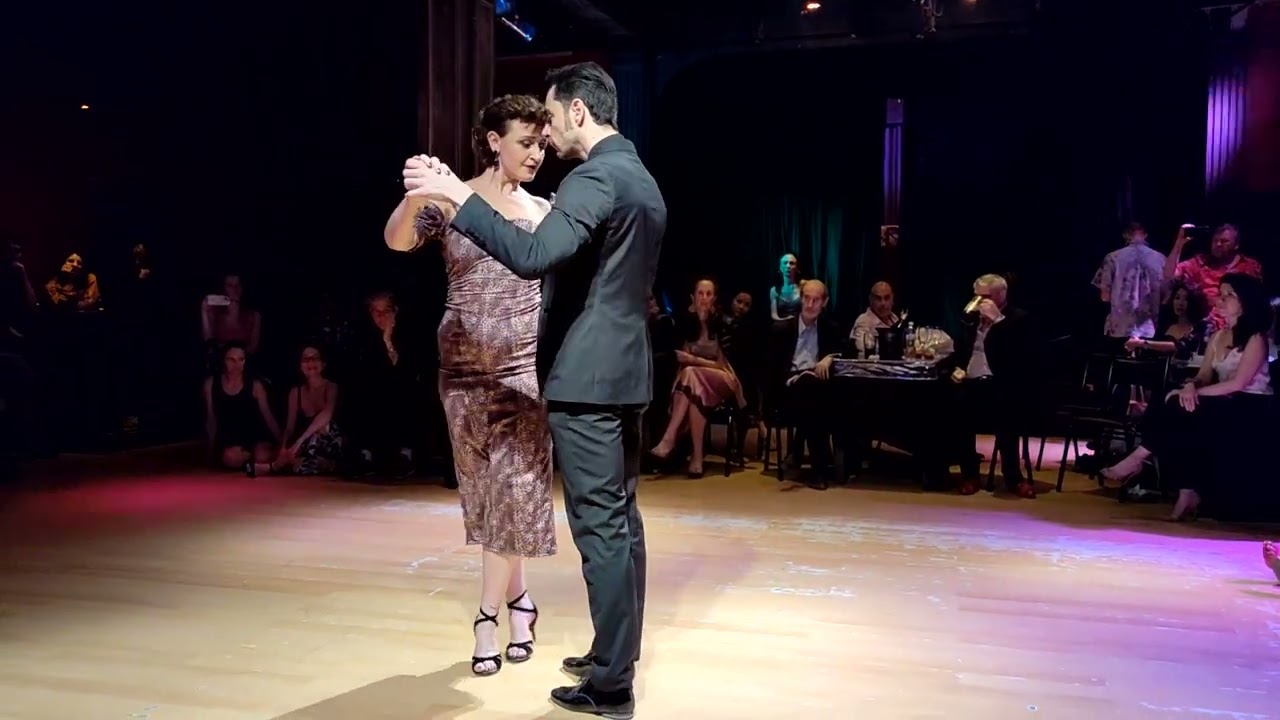 Marco Nodari y Claudia Cavagnini "Hay que vivirla compadre" @Milonga la Comedia 03/2025 2-4