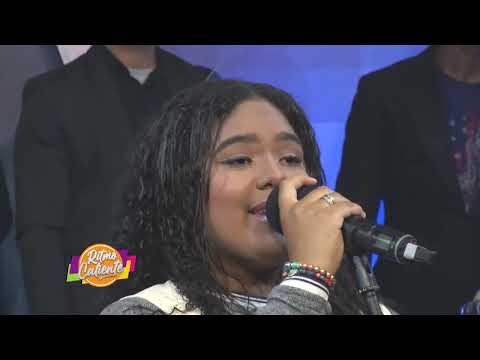 GRUPO 911 ALABANDO AL SEÑOR EN RITMO CALIENTE