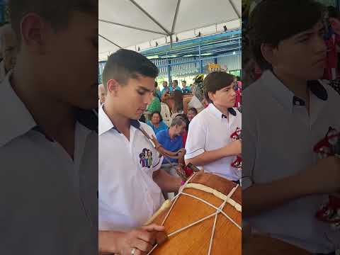 Encontro de Folia de Reis - São José da Varginha/MG. [Folia de Lourdes - Comunidade de Conquista/MG]