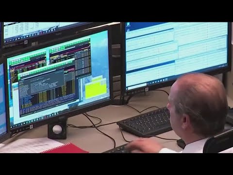 ダウは7.8％下落 原油の自由落下、ウイルスの恐れで市場は低迷 (Dow drops 7.8% as free-fall in oil, virus fears slam markets)