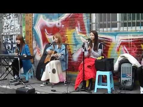 150308 CLC - Roar (Katy Perry) @ Hongdae Playground