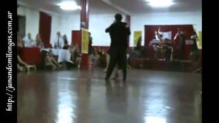 AYELEN QUIROGA Y KLEBER QUEIROZ junto a LOS HEREDEROS DEL COMPAS