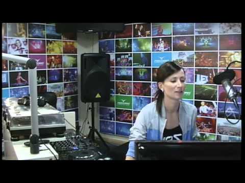 Lady Waks In Da Mix # 196 (19-09-2012)