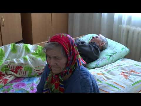 Дед ругается с бабкой
