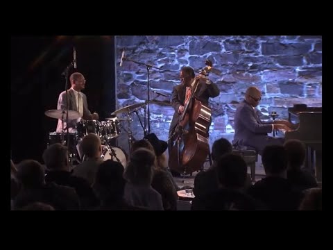 Marcus Roberts Trio - The Way You Look Tonight