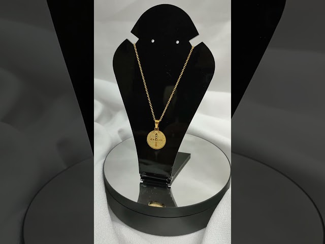 Vídeo relacionado con TEAMER Collar de San Gabriel con medalla del arcángel de San Gabriel, amuleto de bendición, esperanza y protección, joyería religiosa para mujer, Ajustable, Acero inoxidable, No es una piedra preciosa