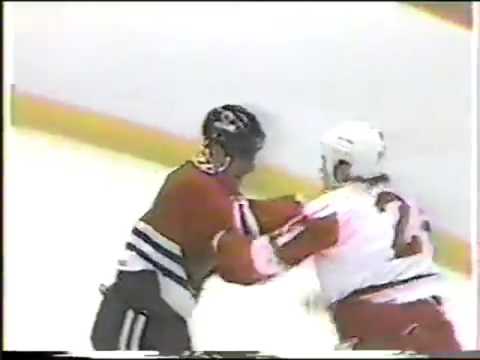 Bob Probert vs Curt Fraser Round 3