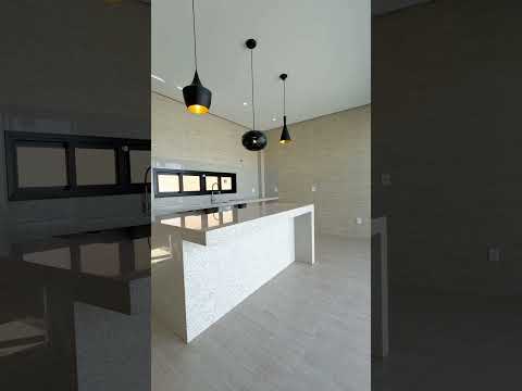 🏡 Casa de Alto Padrão 📍 409 Sul 💰 R$ 1.900.000,00 * Terreno 318,7 m² * 180,8 m² de área construída * 3 suítes, sendo 1 suíte master com closet * Sala de estar ampla e integrada * Cozinha gourmet * Lavabo * Área de serviço * Área gourmet integrada ao lazer * Piscina * Jardim e paisagismo * Garagem coberta * Acabamentos de alto padrão ✨ Uma casa que combina sofisticação, conforto e funcionalidade, com ambientes integrados e uma área de lazer perfeita para receber família e amigos. 📲 Entre em contato para mais informações e agende sua visita.