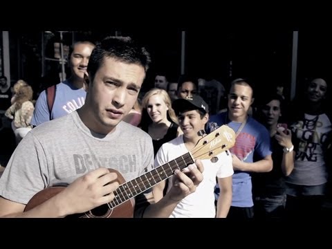 twenty one pilots – Can’t Help Falling In Love (Elvis Cover)