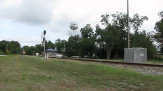 preview picture of video 'CSXT 401 Leads The CSXT Q041-21 at Ambrose, Georgia on Tuesday July 22nd, 2014'