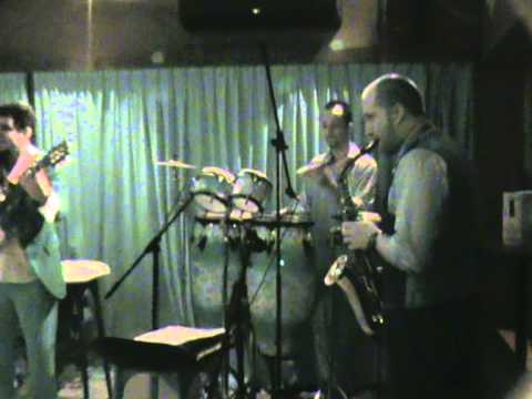 Marco Antonio Alonso sing- El Manisero 2nd Show @ Larisata Ampang