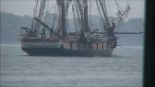 preview picture of video 'Historic Niagara Brig ship passing Marine City, Michigan, 8 20 14'
