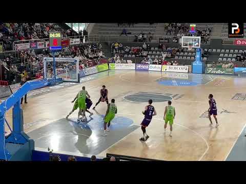 ‘EASYCHARGER PALENCIA 76-UNICAJA BNCO OVIEDO 80