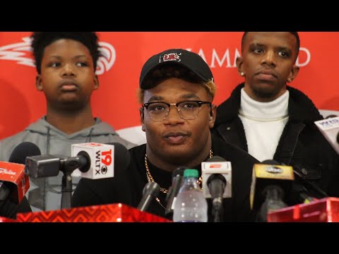 Watch Live: Signing Ceremony For 5-Star DE Jordan Burch