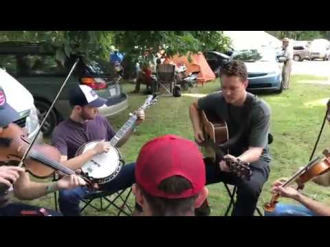 Nicole and Miss Moonshine flatfoot/buck dancing to Max Rainwater & friends - Clifftop 2018