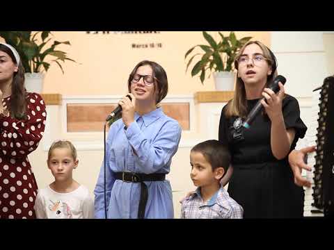 Tinerii - Acela cu ochii ca para