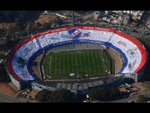 "La bandera mas grande del mundo - Nacional vs Atl. Madrid HD" Barra: La Banda del Parque • Club: Nacional
