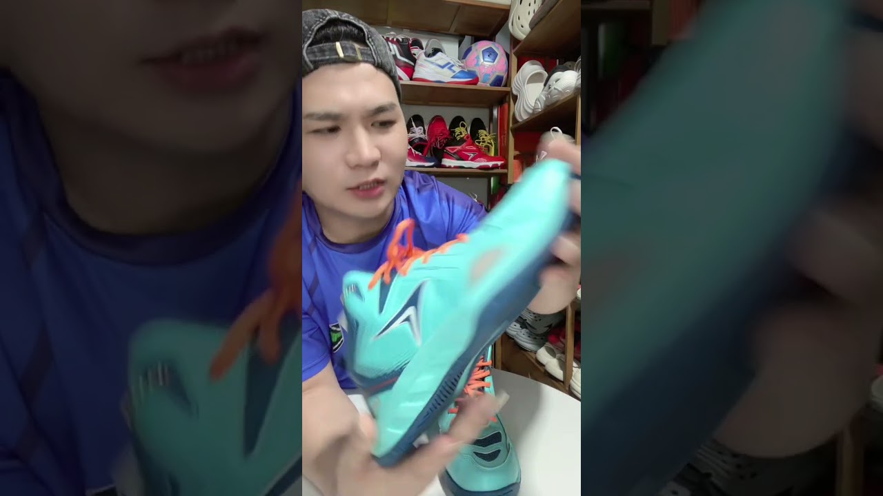 Giầy bóng chuyền BEYONO