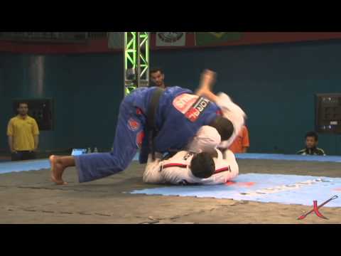MUNDIAL CBJJE 2013 - Alan do Nascimento x Leandro Lo by x-combat