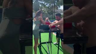 Download lagu Fit Girl at Arm Wrestling mp3