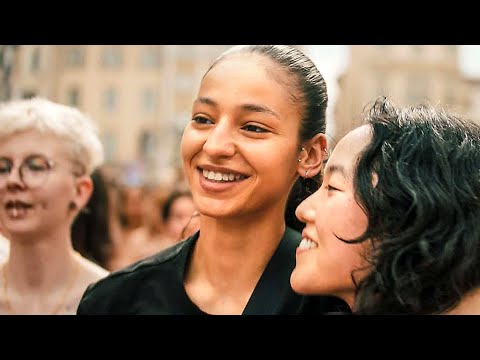 Tráiler La hija pequeña [BRRIP] 2025