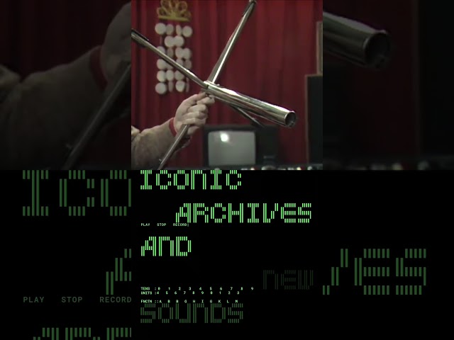 Vídeo relacionado con Máquinas de sueños: La música electrónica en Gran Bretaña desde el BBC Radiophonic Workshop hasta el acid house (CONTRA)