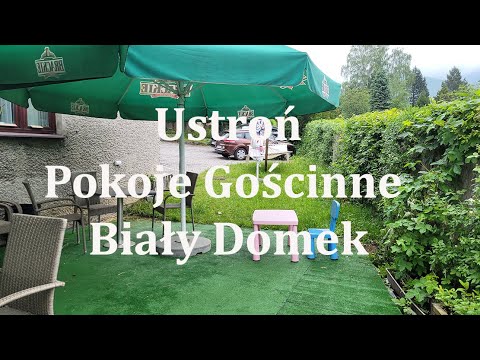 🇵🇱 Ustroń. Zawodzie. Pokoje Gościnne Biały Domek. Śląskie. Polska. Poland.
