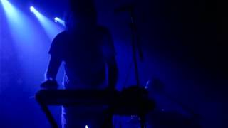 Liars - Can&#39;t Hear Well + No.1 Against the Rush (Live @ Village Underground, London, 01/11/14)