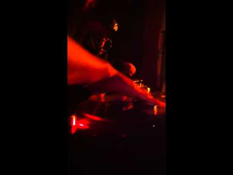 IQ of the @Handroidz | Scratching 2 | @SkratchpadLA | 11/22/2011