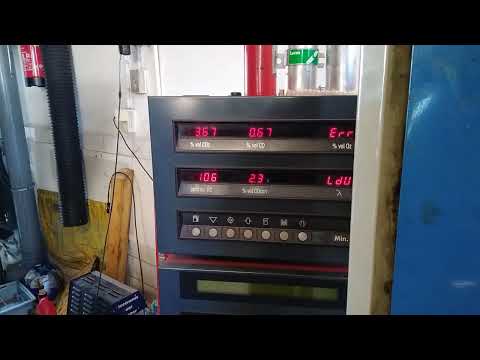 SkyFire2 Ignition on a Range Rover 3.5 EFI . Co 0.02% and 28ppm HC, no cat and cold engine.