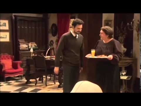 Conrado está pendiente de los ejercicios de Aurora