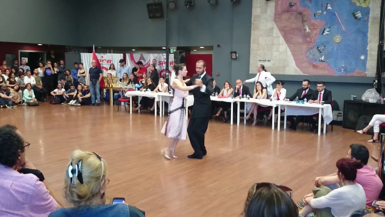 Kadir Yüceer & Gözde Nur Şahin. Mandria /Juan D'Arienzo. Argentine Tango Championships, Turkey