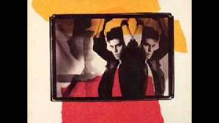 La Raffinerie Music Video