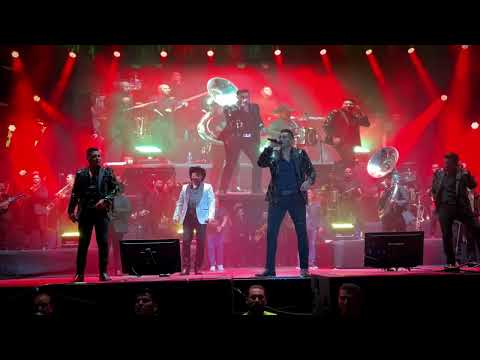 Julión Álvarez ft Banda La Elemental - Bueno Pal Trabajo (En Vivo)